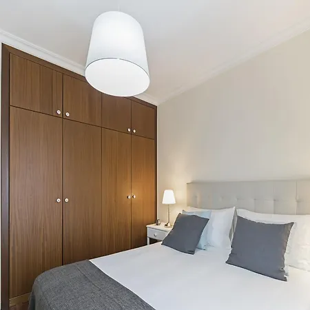 Arrifes I By An Island