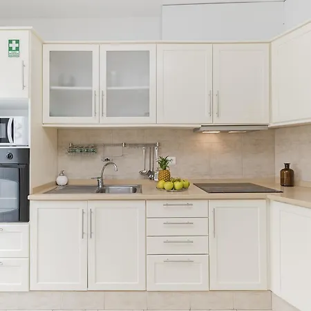 아파트 Arrifes I By An Island *