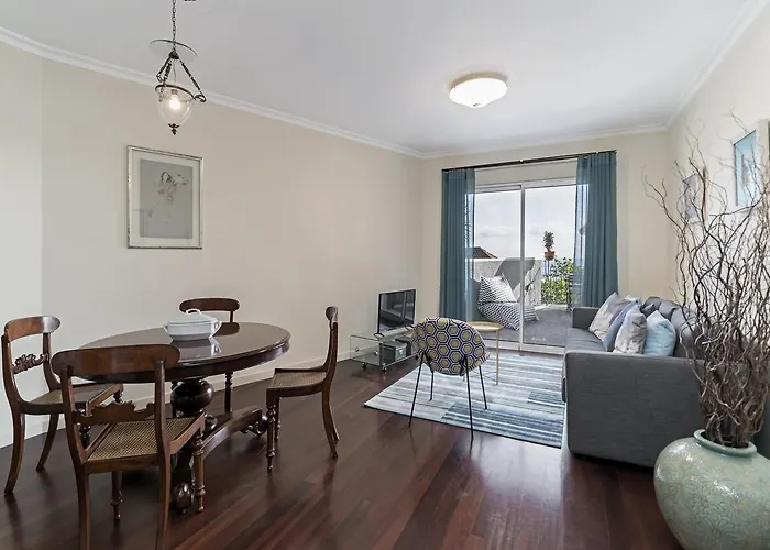 Arrifes I By An Island