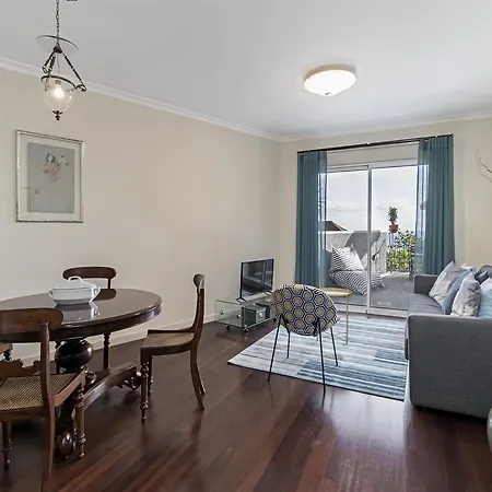 Arrifes I By An Island